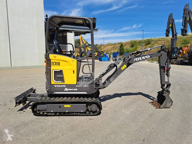 Escavadora Volvo JECR18E