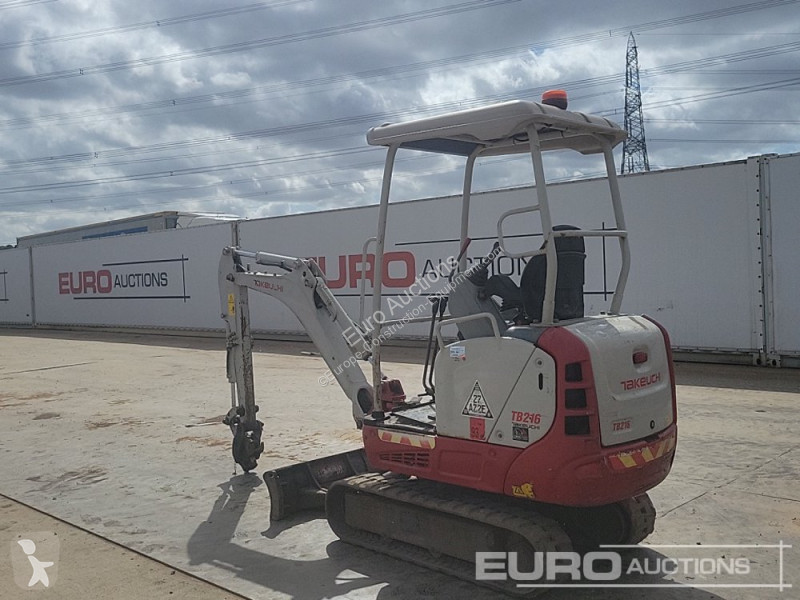 Graafmachine Takeuchi TB216