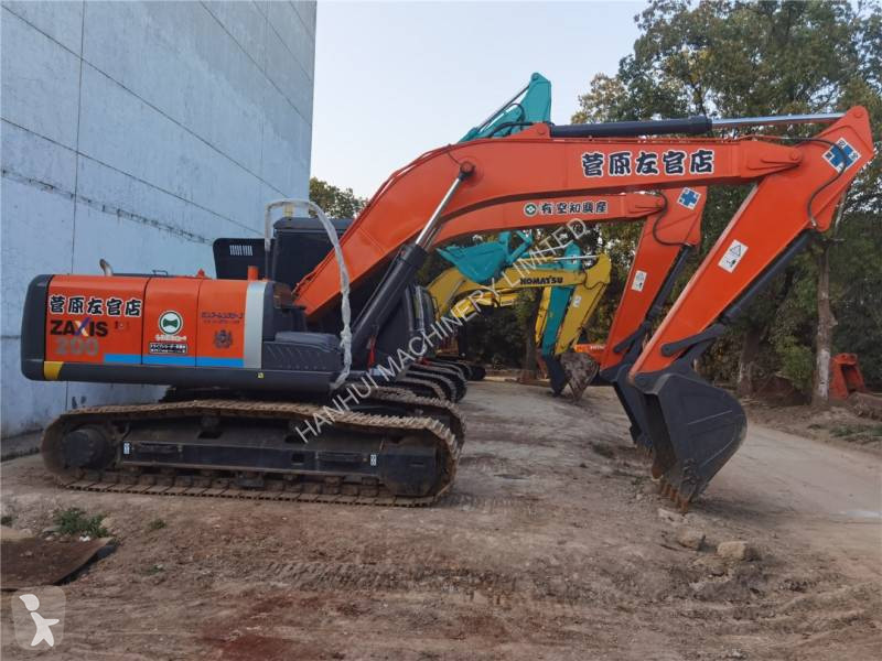 جرافة Hitachi ZX200-3