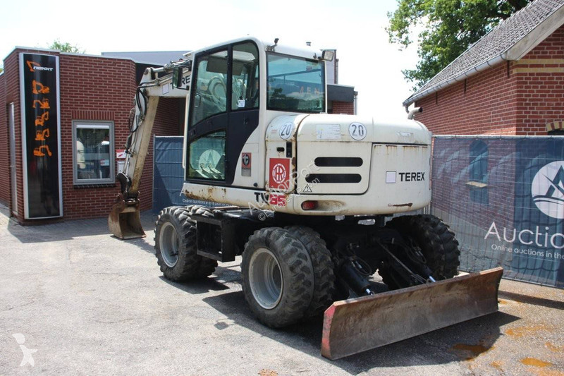 Excavator Terex