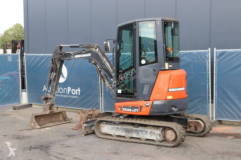 Escavatore Eurocomach ES28.2ZT