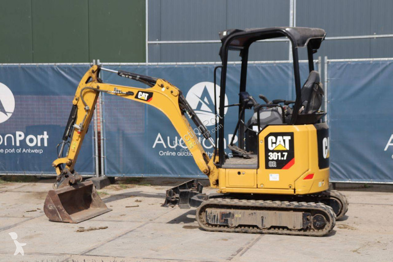 Excavator Caterpillar 301.7 CR
