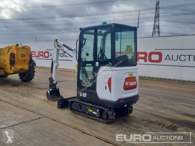 Lopatový nakládač Bobcat E19