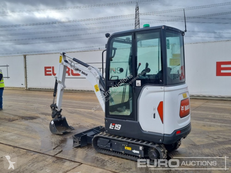 Lopatový nakládač Bobcat E19