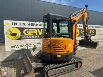 Miniexcavadora Case
