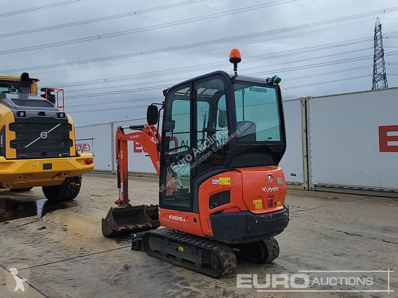 جرافة Kubota KX019-4