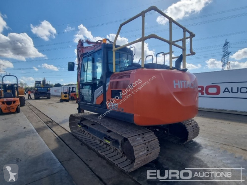 Excavadora Hitachi -7