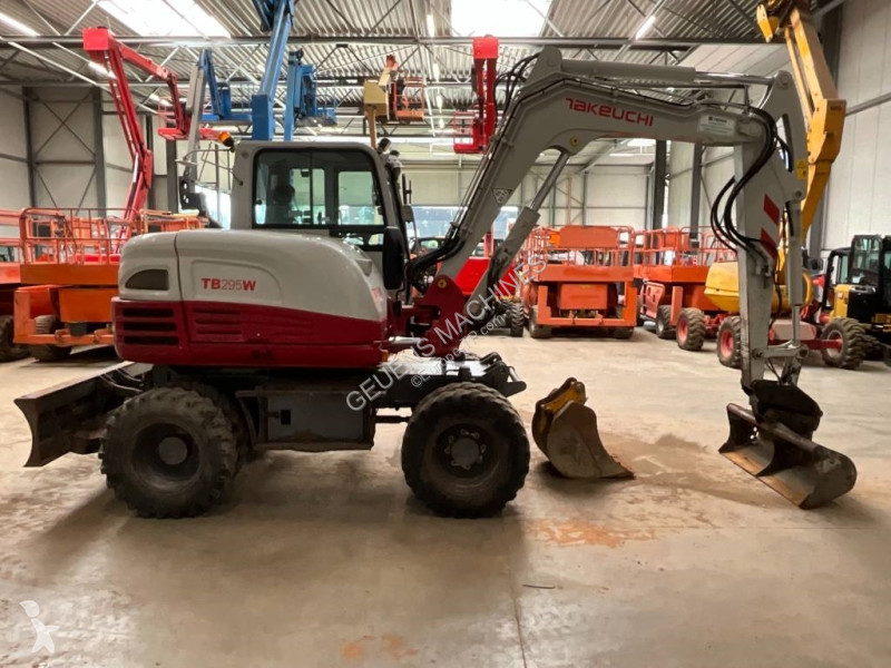 Skovl Takeuchi TB 295 W