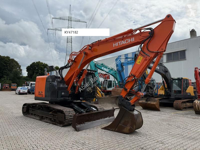 Escavadora Hitachi ZX225 USLC-5 B Kettenbagger...