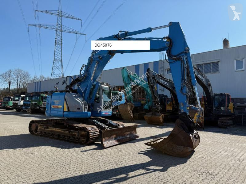 Excavator New Holland Kobelco E235 BSR-2...