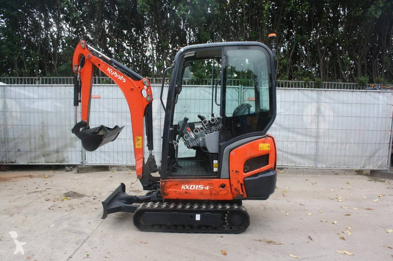 Excavadora Kubota KX015-4