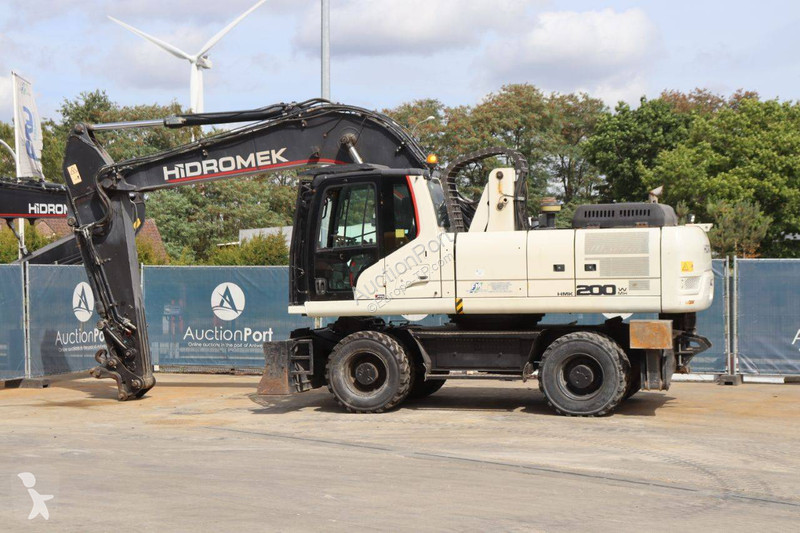 جرافة Hidromek
