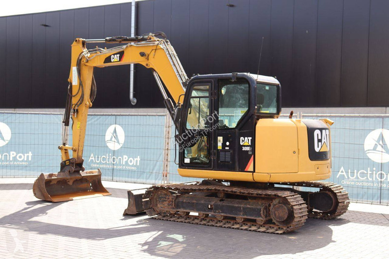 جرافة Caterpillar 308E2