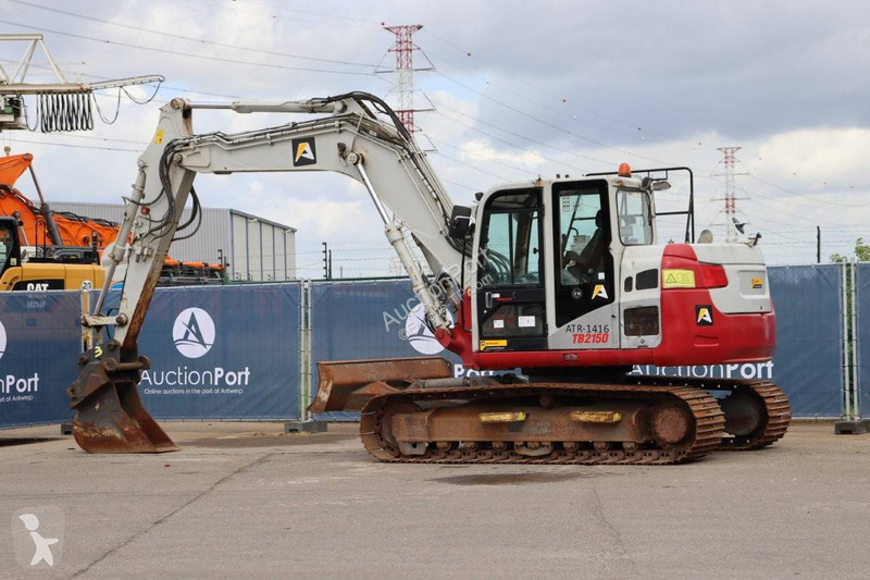جرافة Takeuchi TB2150