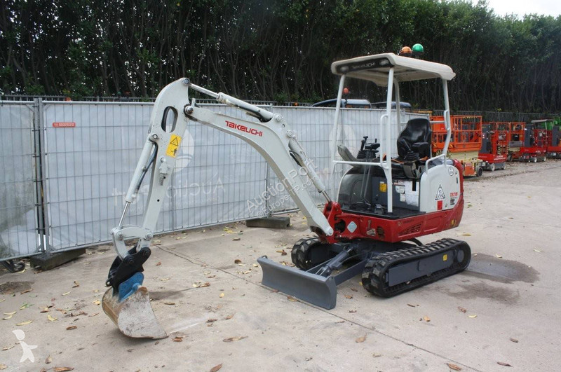 Graafmachine Takeuchi TB216