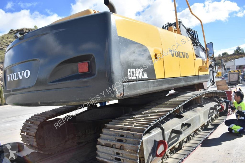 Excavadora Volvo EC 240 C N L