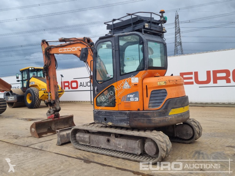 Lopatový nakládač Doosan DX63-3