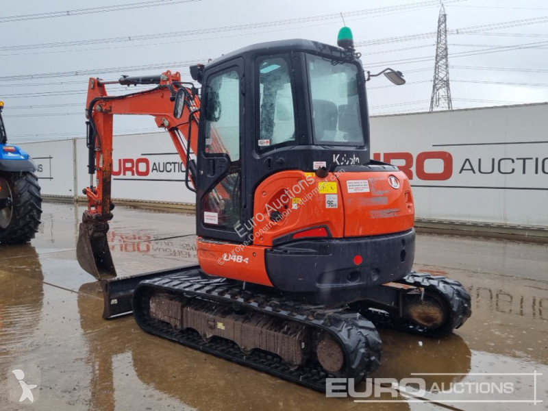Lopatový nakládač Kubota U48-4