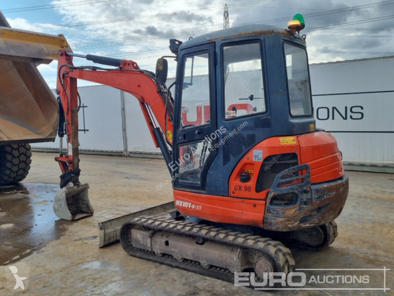 Lopatový nakládač Kubota KX101-3