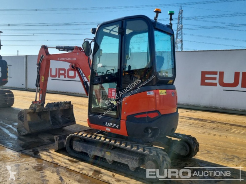 Lopatový nakládač Kubota U27-4