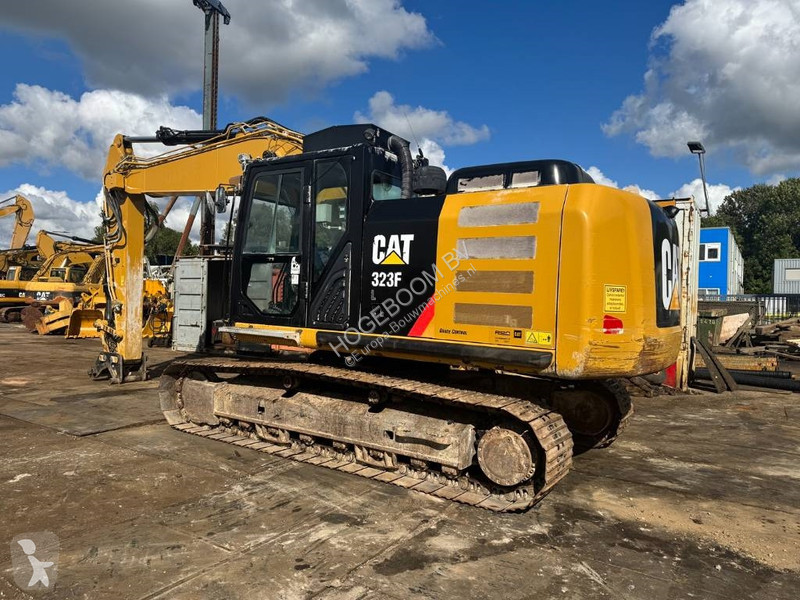 Escavatore Caterpillar