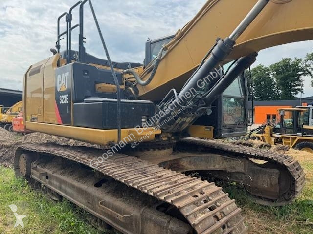 Rýpadlo Caterpillar 323 E