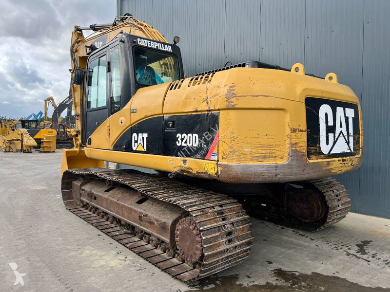 جرافة Caterpillar L