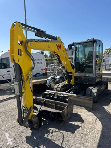 جرافة مجنزرة Wacker Neuson