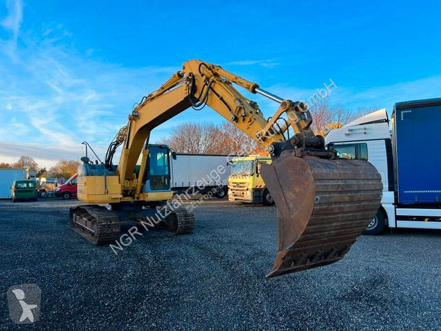 Rýpadlo Komatsu 23200 Kg 107 Kw
