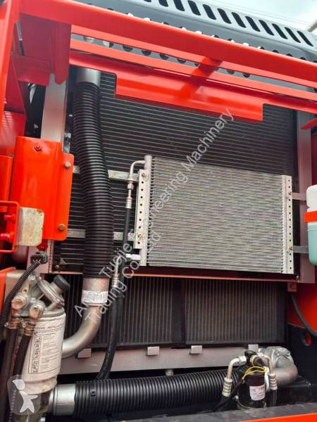 جرافة Doosan