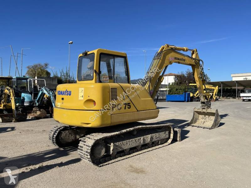 جرافة Komatsu