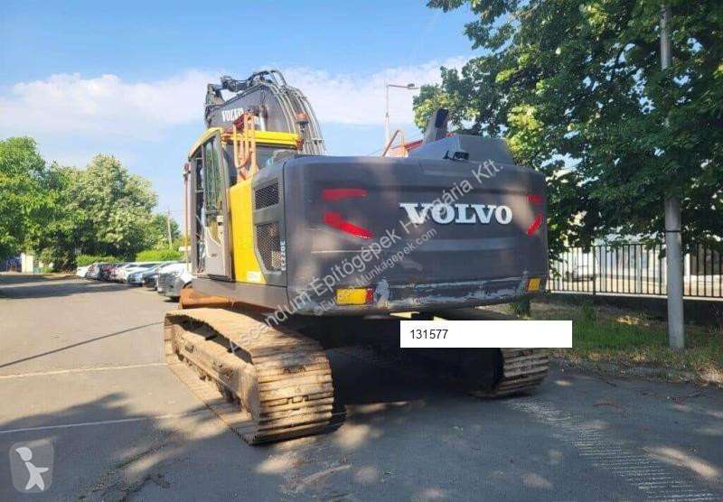 Pelle Volvo EC220EL