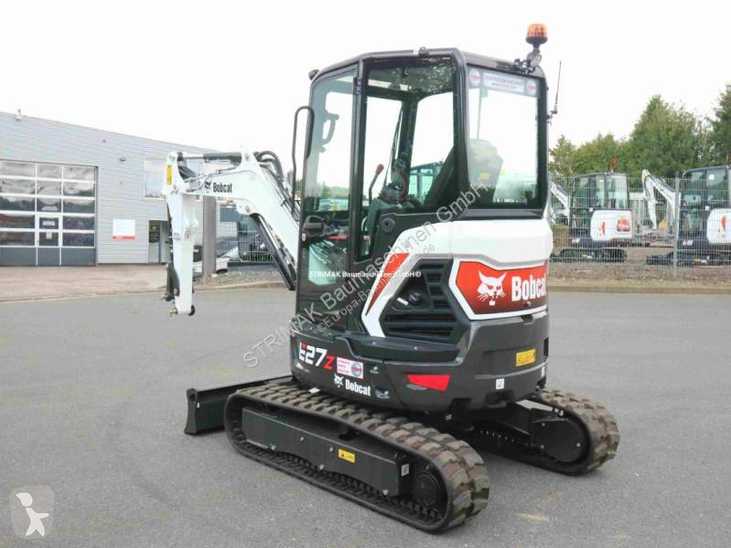 Lopatový nakládač Bobcat E 27z