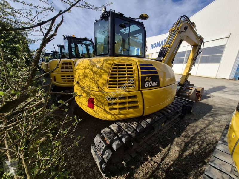 جرافة Komatsu PC80MR-5