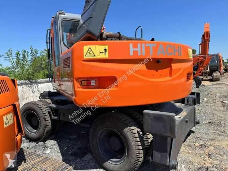 Rýpadlo Hitachi