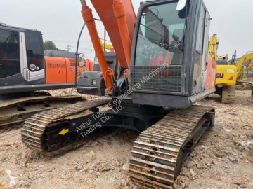 جرافة مجنزرة Hitachi