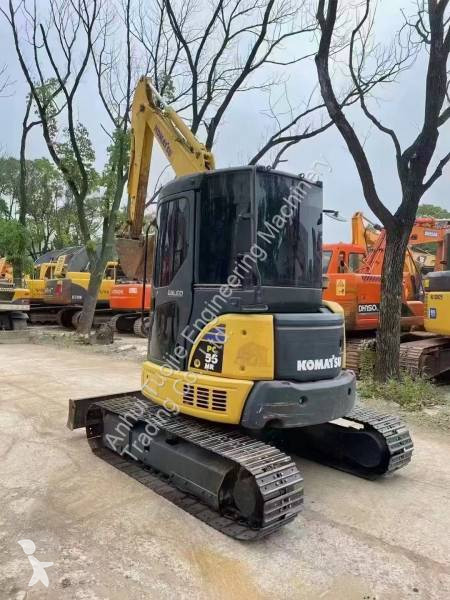جرافة Komatsu PC55MR