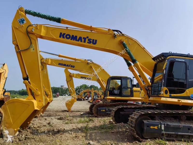 جرافة Komatsu