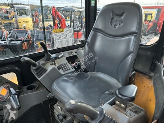 Lopatový nakládač Bobcat e35 à 23 500 € ht