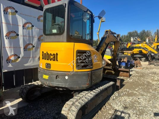 Lopatový nakládač Bobcat e35 à 22 500€ ht