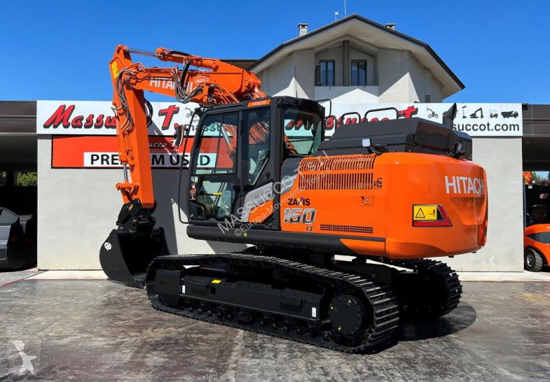 Экскаватор Hitachi