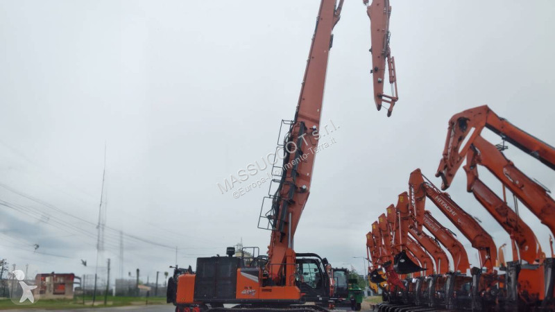 Rýpadlo Hitachi