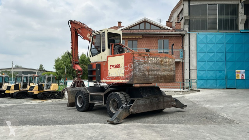 Rýpadlo  EH300/3