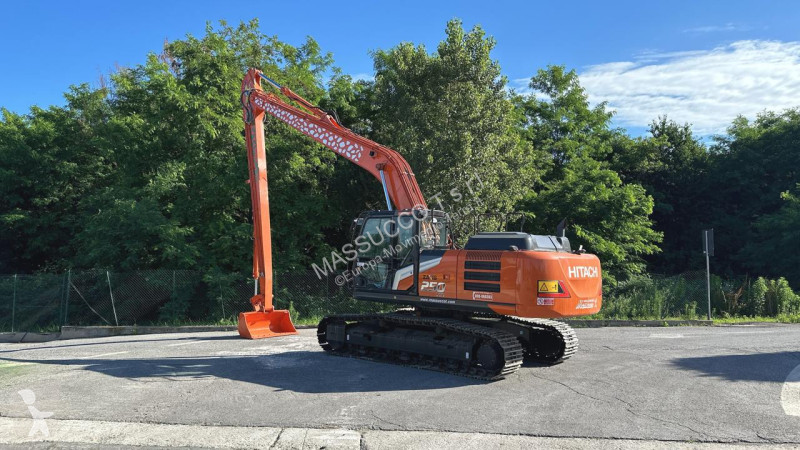 Экскаватор Hitachi 7