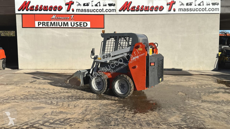 Escavatore Libra 635