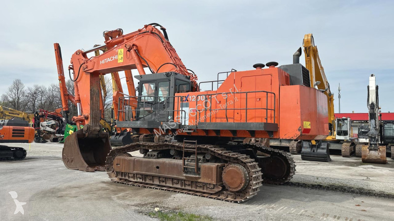 Rýpadlo Hitachi