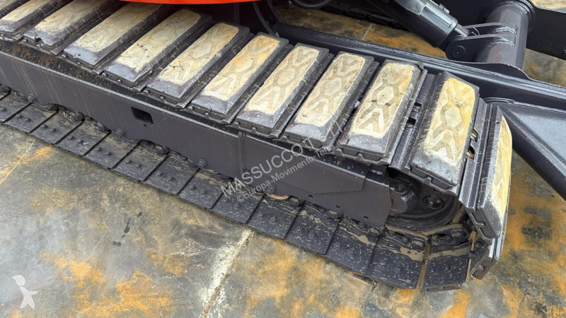 جرافة Kubota
