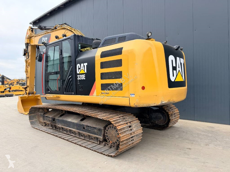 جرافة Caterpillar 320E