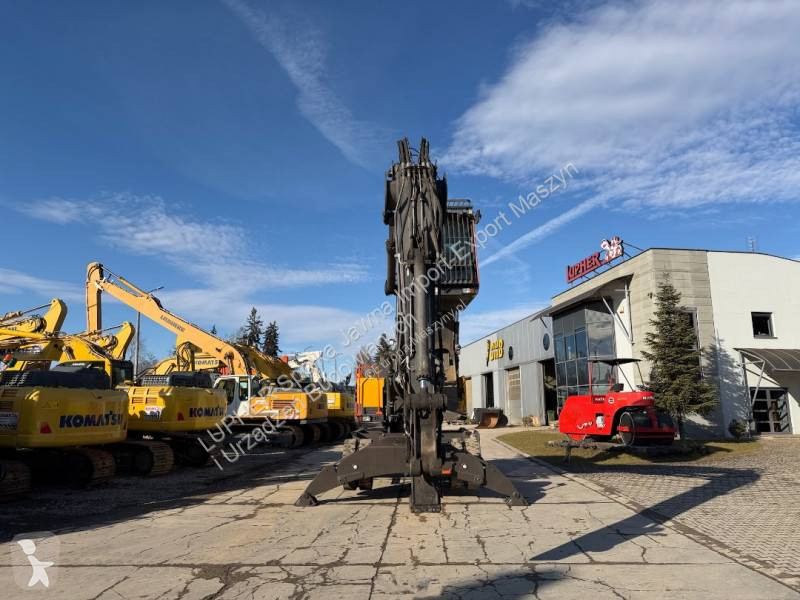 Lopatový nakládač Volvo EW240EMH