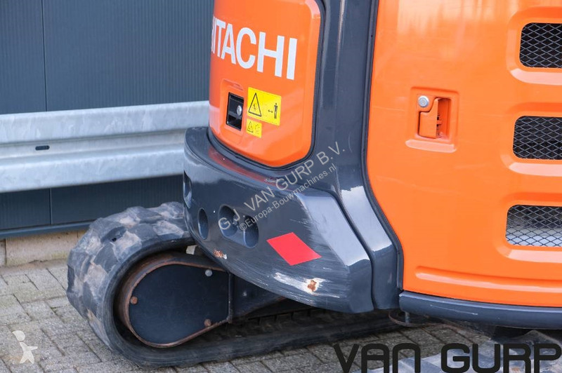 Mini-escavadora Hitachi ZX 55 U-6 CLR | 2022 | 905h | A/C usada